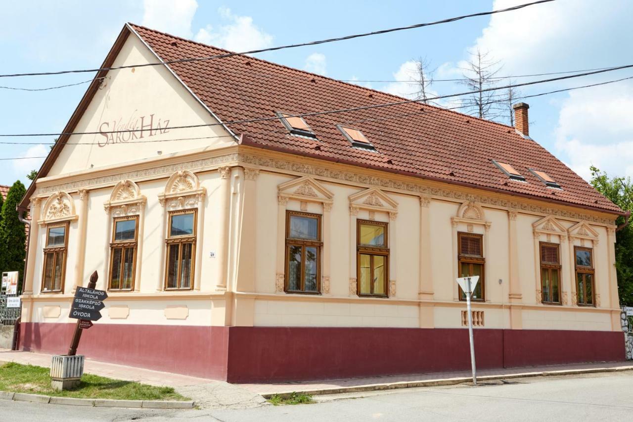Sarok Vendégház Villány Esterno foto